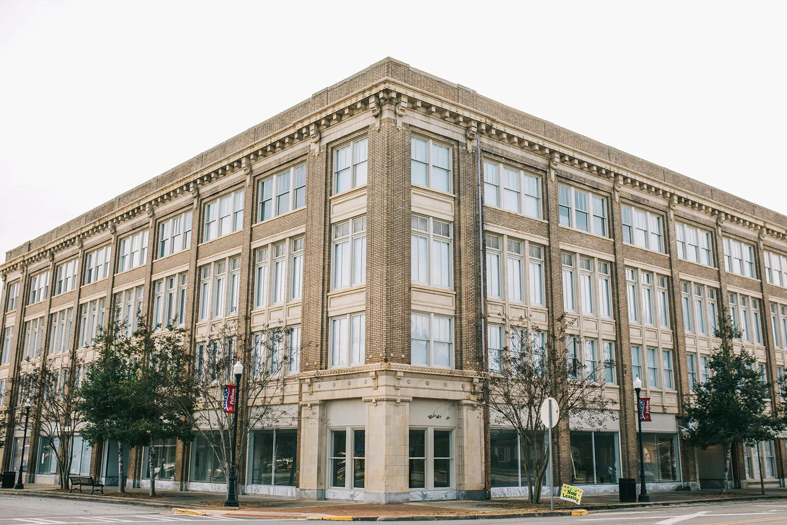 Hand Trading Company Building