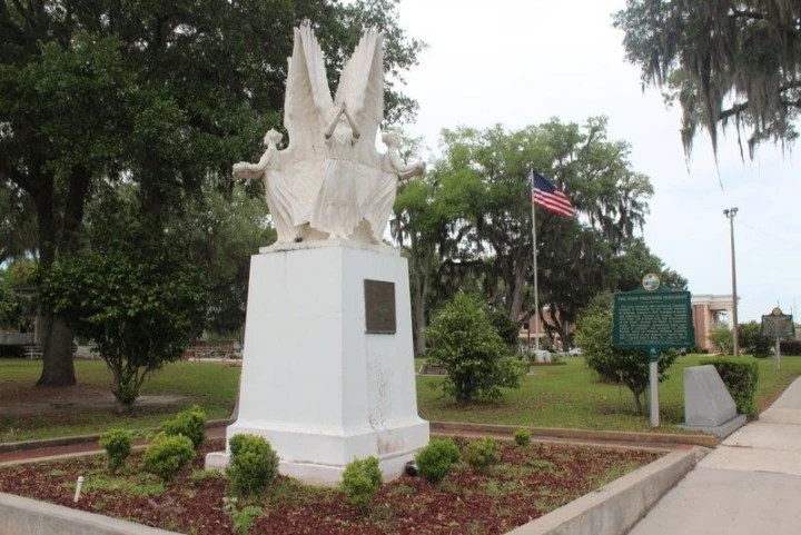 Downtown Madisons Four Freedoms Monument